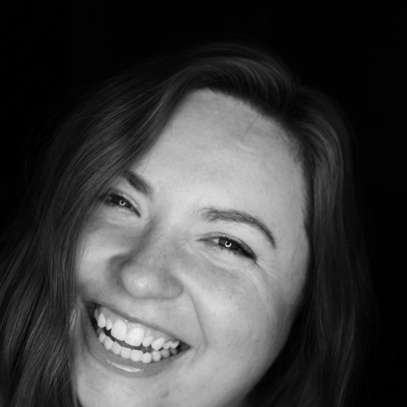 Hey, I'm Chandi! Welcome to my Trashy Boho Closet! - Picture 2 of 6